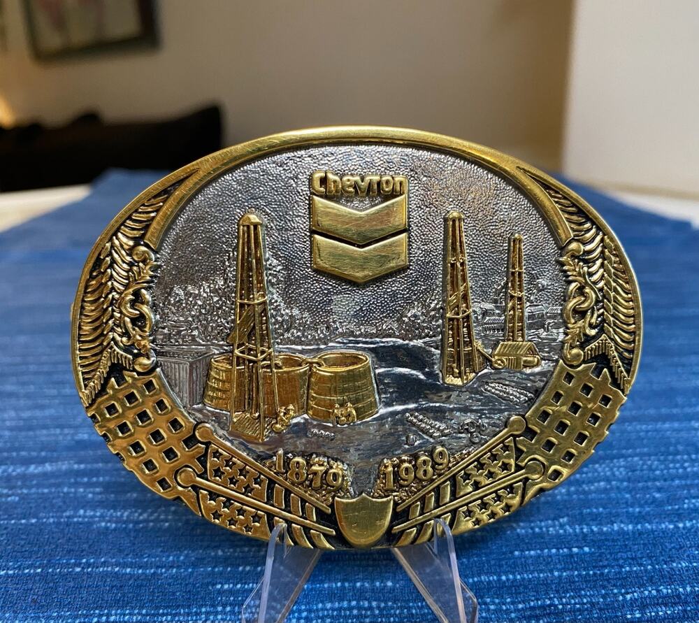 VTG Chevron 1879-1989 Oilfield 110 Years of Service Belt Buckle 75/5000 Gas Oil
